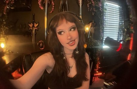 Gutknot nudes only fans