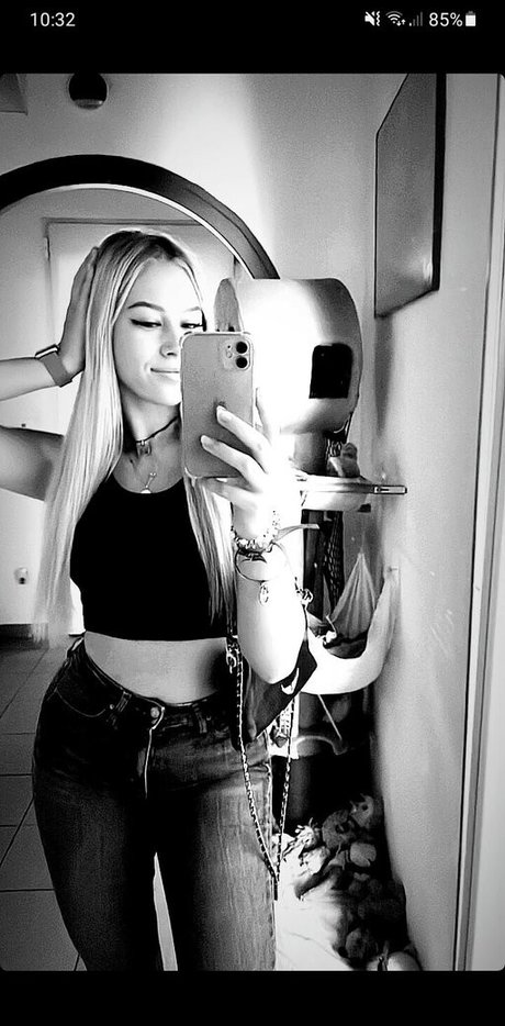 Bqcass feet onlyfans