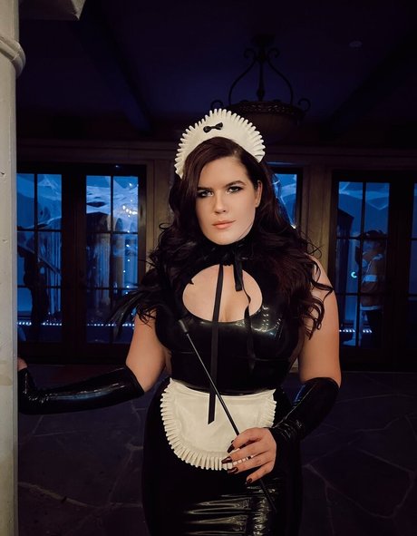 Erica Lindbeck feet onlyfans