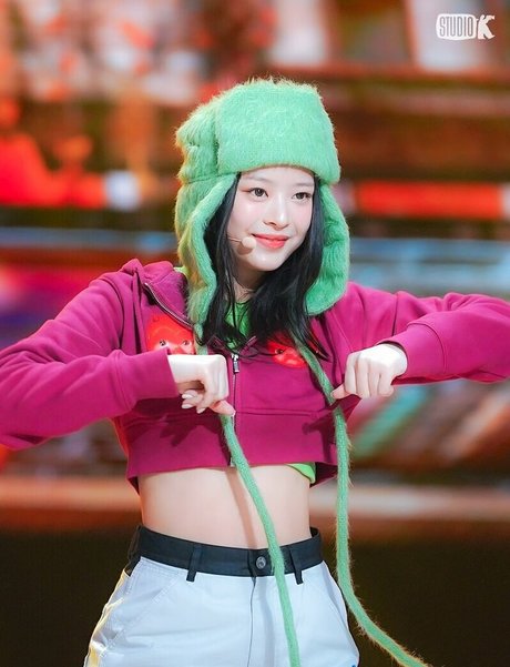 Hanni Pham onlyfans nudes