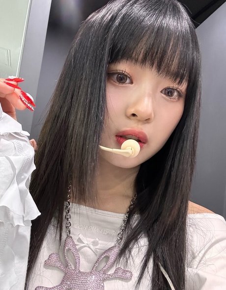 Hanni Pham only fans xxx