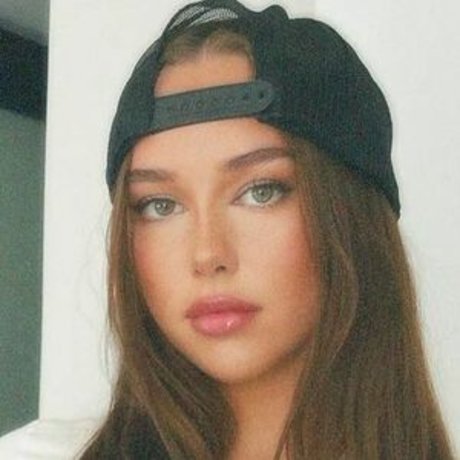 Kam Beahm onlyfans sex