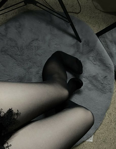 Vwemor naked onlyfans