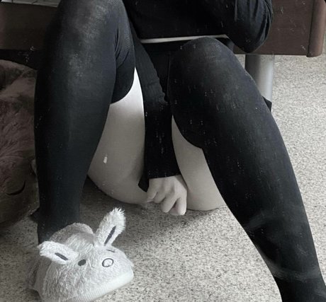 Vwemor onlyfans free content