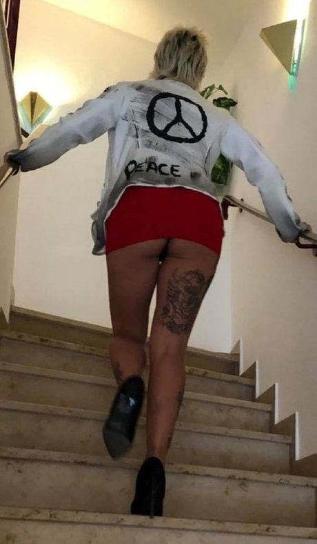 Ginger Costello onlyfans.