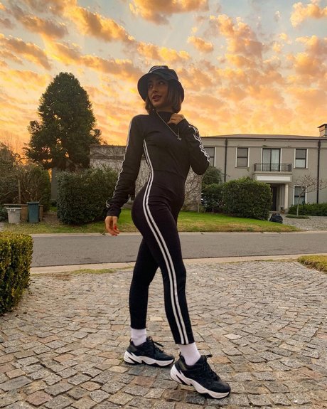 La Chilena naked on onlyfans