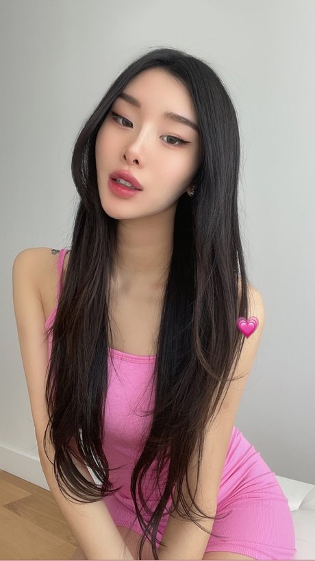 Mari Bambei_ onlyfans content leaked