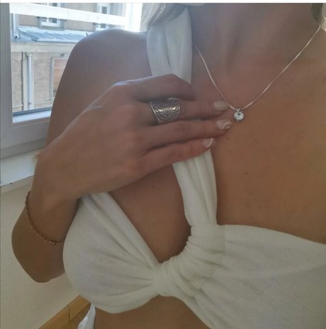 Ewenae only fans photos