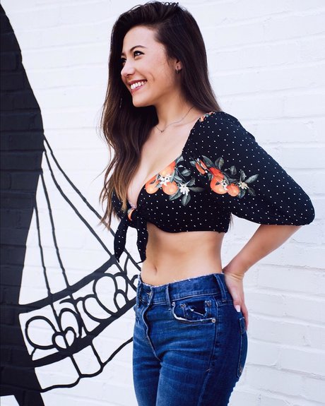 Sasha Emiri Sander onlyfans boobs