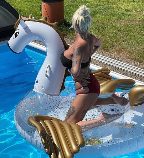 gay influencer onlyfans beautiful nude scene