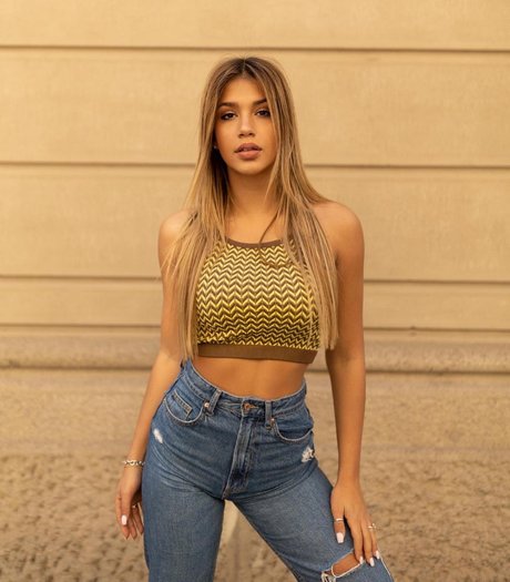 Alice De Bortoli_ onlyfans free porn