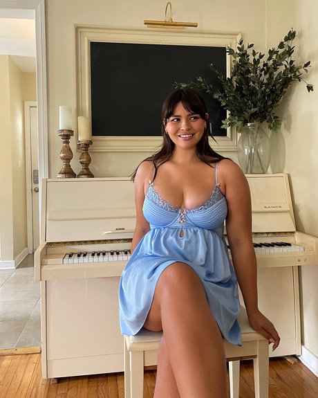 Bellaagolden leaked onlyfans free