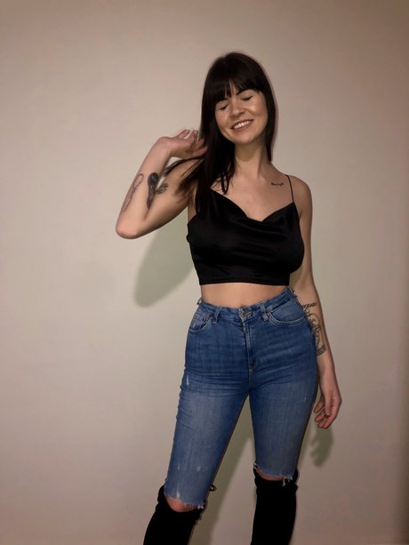 Cassbwell onlyfans leaked free