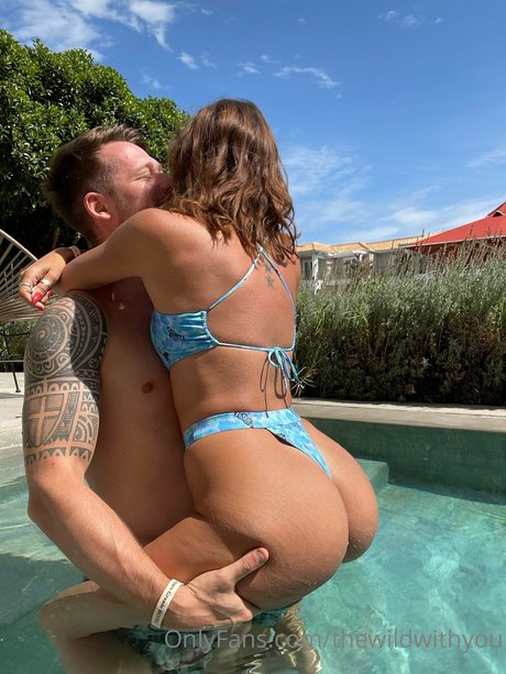 Kelsey Frances nude only fans