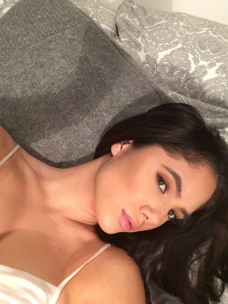 lesbian feet onlyfans porn snapshot