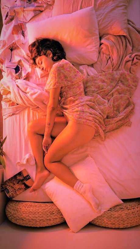 Sayna Soleimanpour onlyfans content