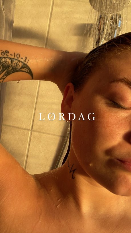 Vasana 20 onlyfans strip tease