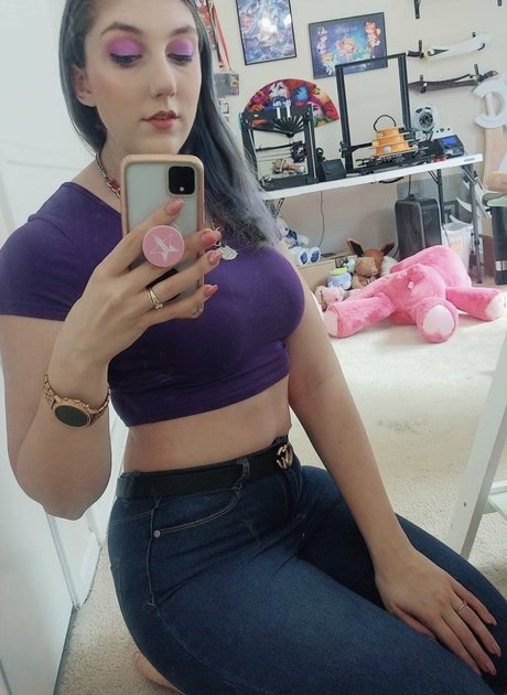 Mel Capperino Garcia onlyfans sex leaks