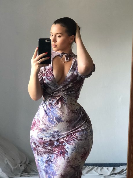 Valeria Vendetta onlyfans naked leaks