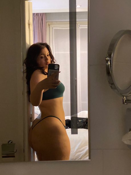 Valeria Vendetta onlyfans explicit content