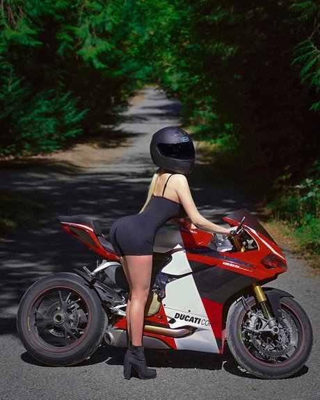 Brooke Michelle only fans nude