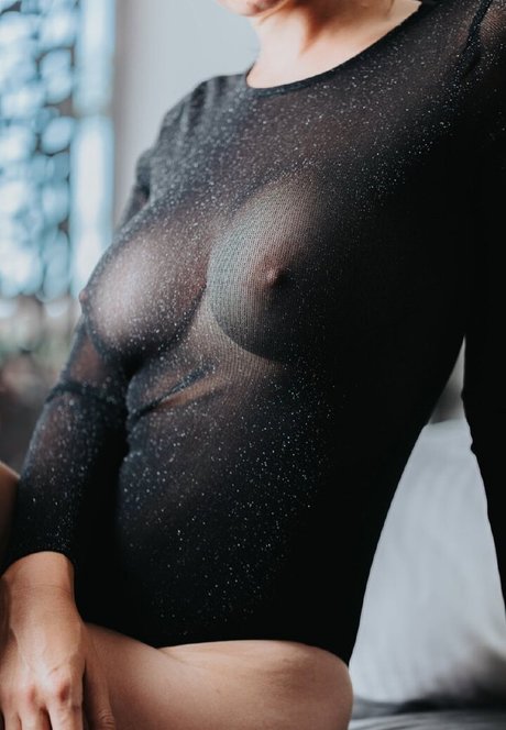 Nadege Lacroix onlyfans model images