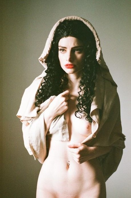 Rotten Queen Profile pic