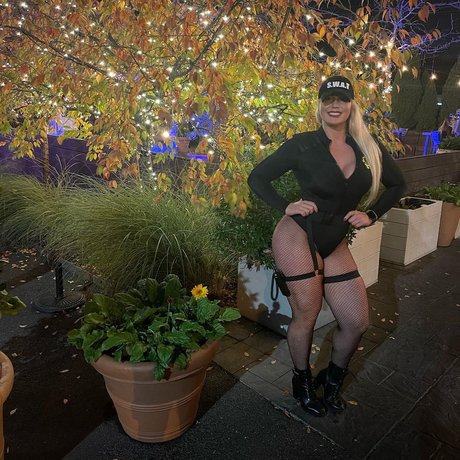 Dr Colette Larsen leak onlyfans nude