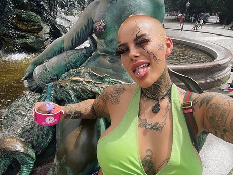 Leoni Baltz_ nude onlyfans