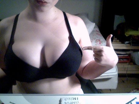 Otoni Ogni onlyfans leaked tits