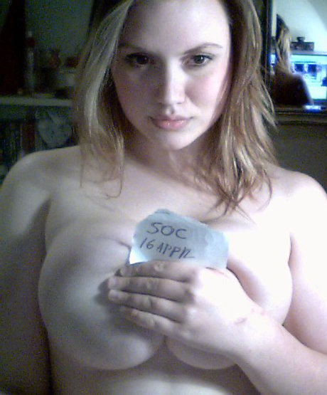 Otoni Ogni onlyfans striptease