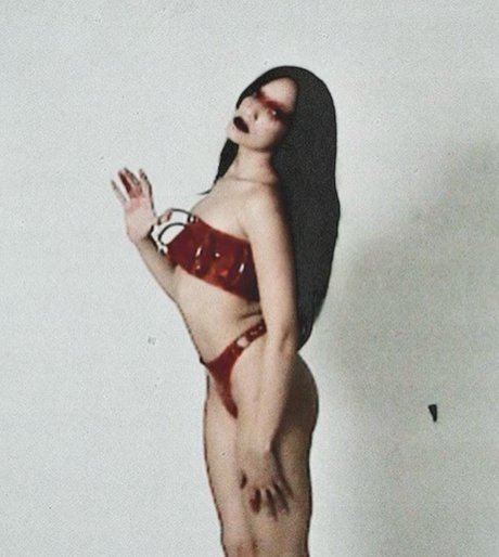 _Sad Samo onlyfans strip tease