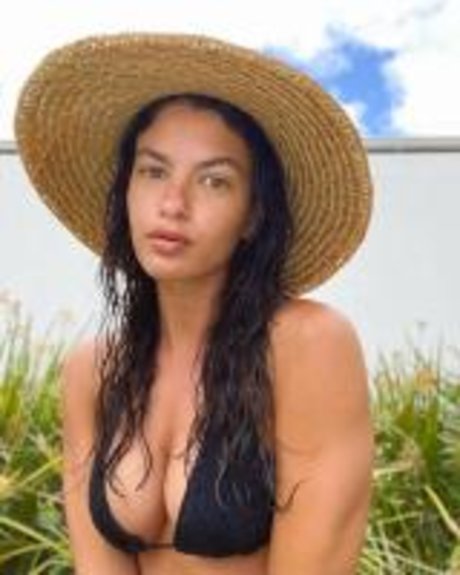 Caitlin Lamb onlyfans leaks xxx