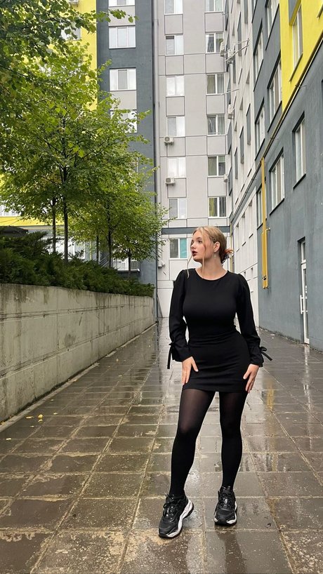 _Caroline Moore_ leak onlyfans porn