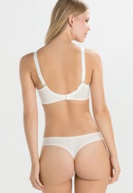 Melanie Kroll onlyfans boobs