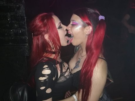 Niniah Wolfy onlyfans leak naked