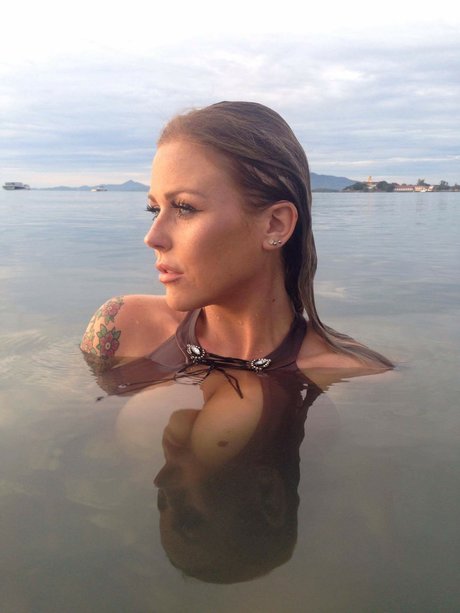 Yana Daems onlyfans lesk