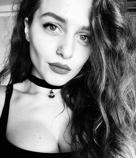 Ave Maria_ leaked onlyfans photos