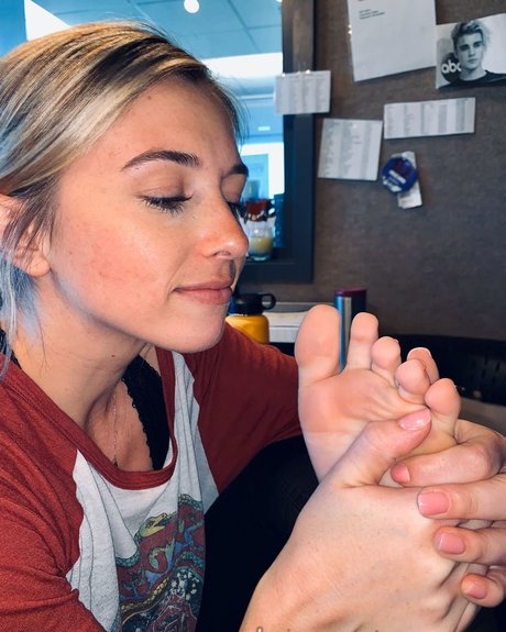 Delaney Ahern onlyfans nude