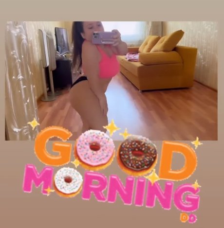 Saxarovagul onlyfans model photos