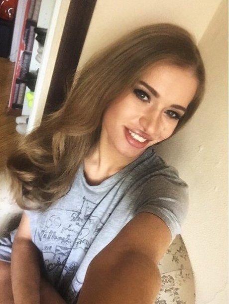 Alla Goddess onlyfans model