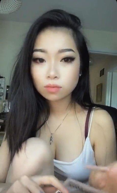 Karen Ip onlyfans model images