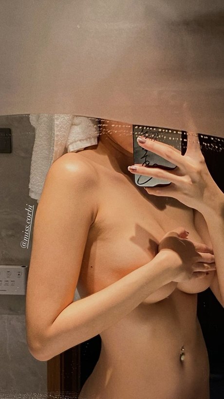 Alexis Corbi onlyfans archive