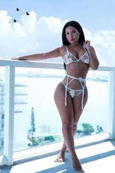 Mandy Milano xxx onlyfans