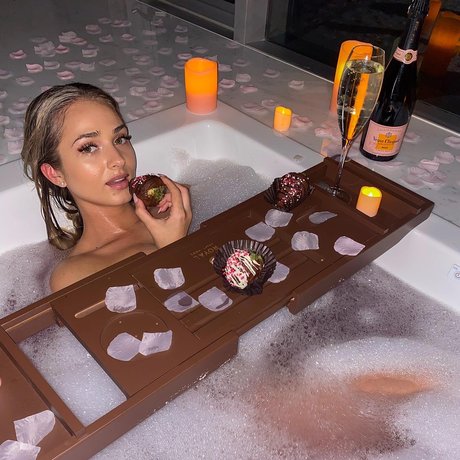 Alexa Adams onlyfans archives