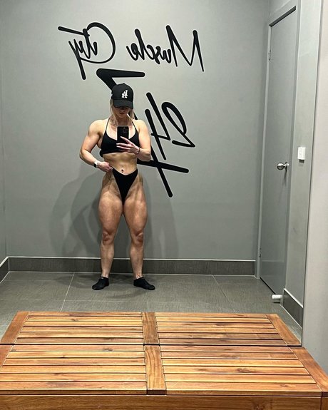 Kat Dinnigan onlyfans leaj