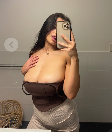 Lily Van Dyke onlyfans nudes
