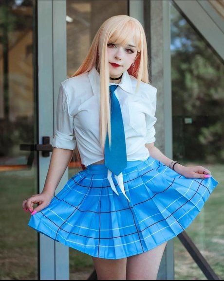 Little Giuli nude onlyfans leak