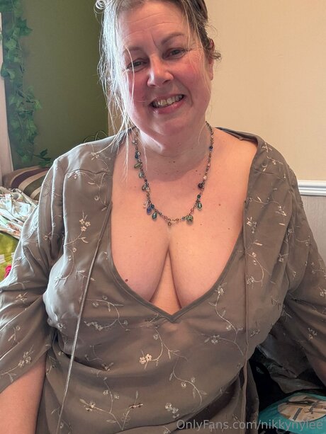 Nikkynylee onlyfans leams