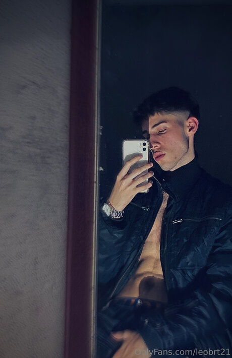 Leobrt21 nude onlyfans leaks